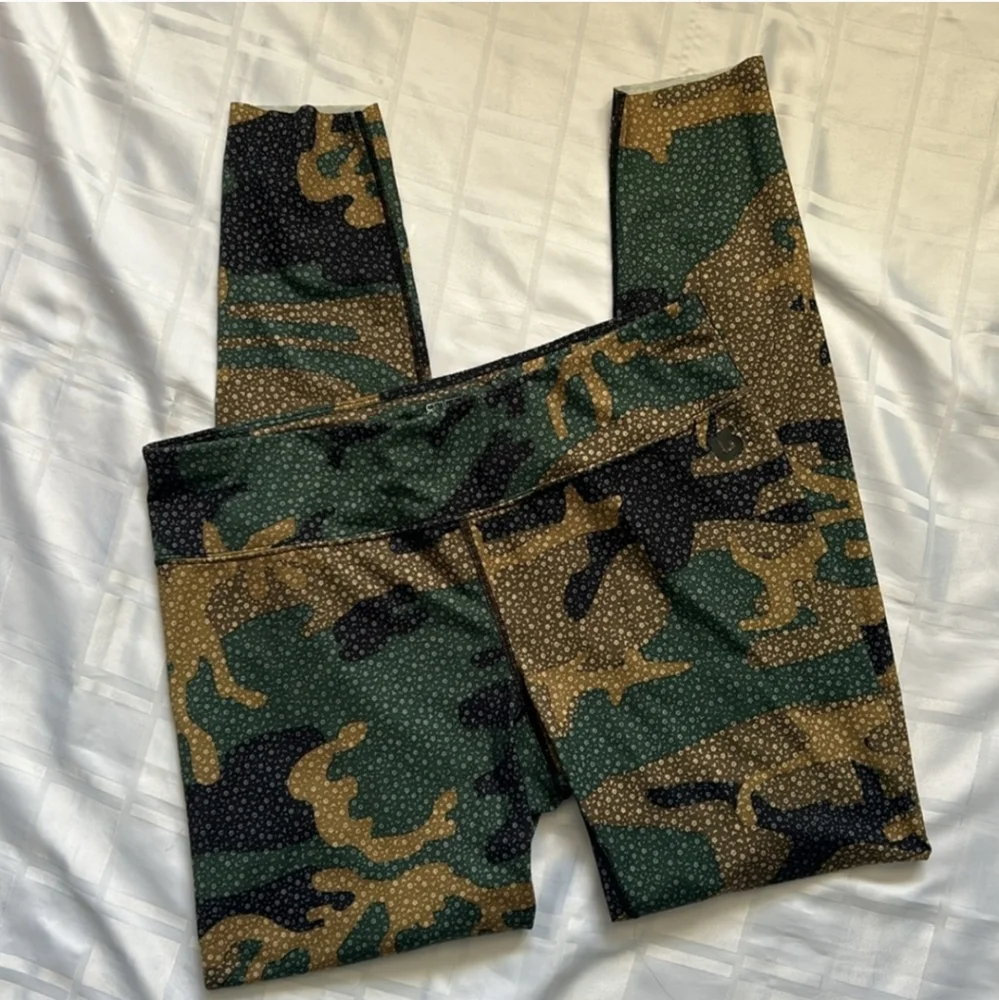 Burton Dry Ride Camouflage Print Base Layer Pants - Picture 1 of 12